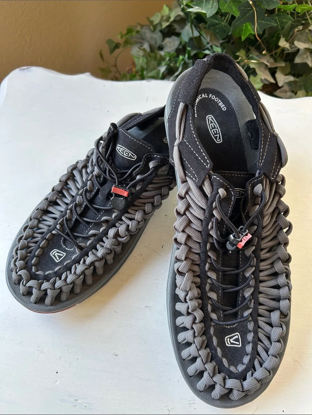 Keen unique two